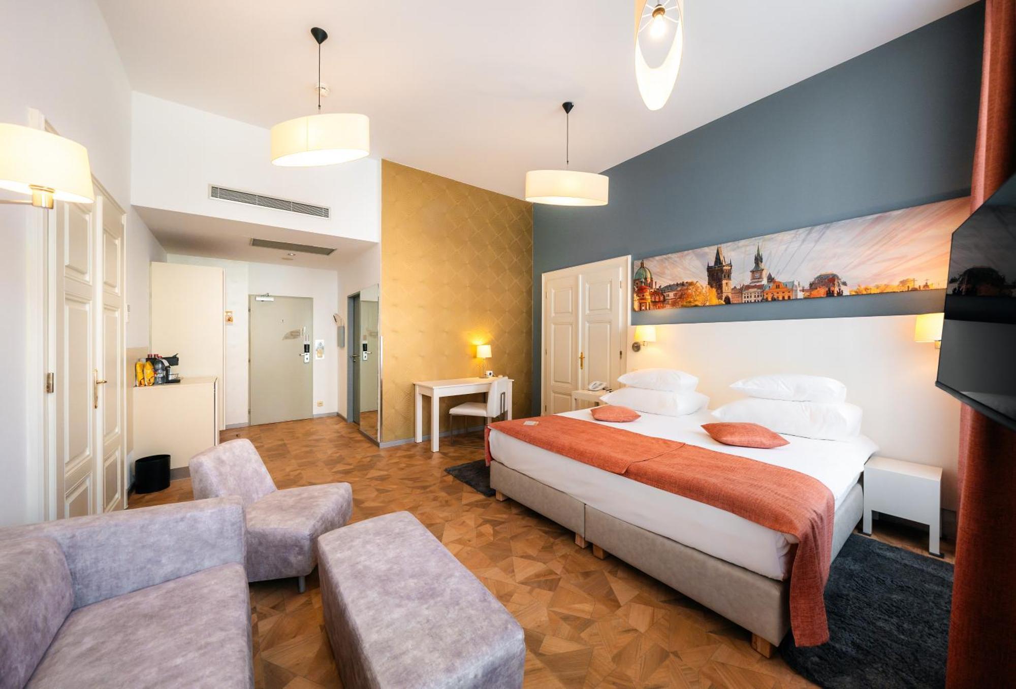 Grandium Hotel Prag Exteriör bild Room at the hotel